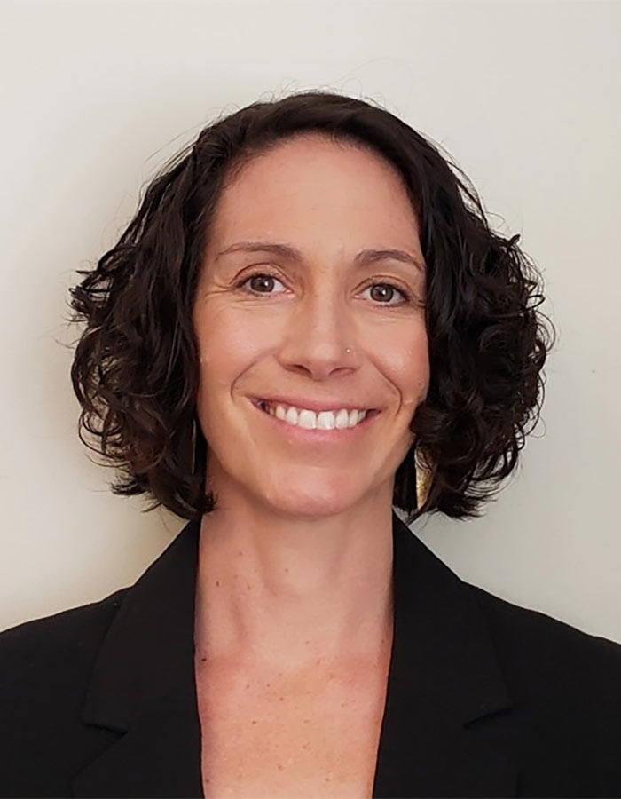 Headshot of Alexandra Morris