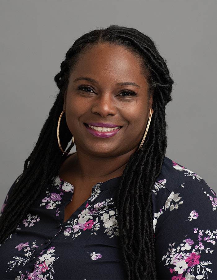 Headshot of Krystal Graves